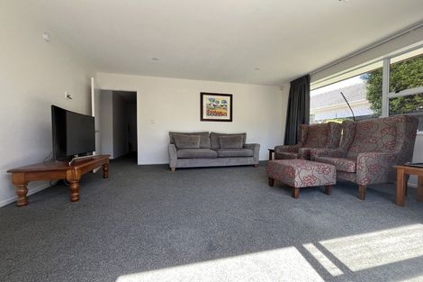 Photo of property in 10 Argo Place, Casebrook, Christchurch, 8051