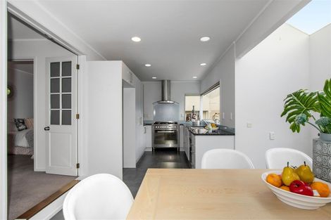 Photo of property in 6 Glucina Avenue, West Harbour, Auckland, 0618