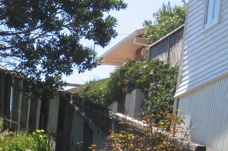 Photo of property in 2/71 Balmain Road, Birkenhead, Auckland, 0626