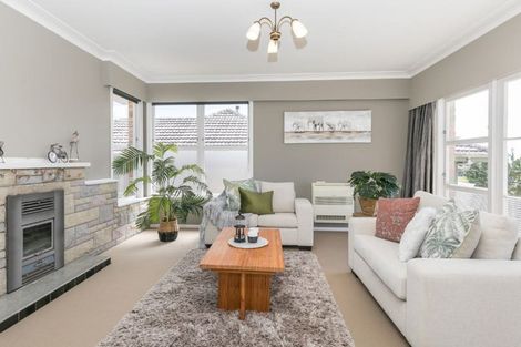 Photo of property in 53 Newcastle Road, Dinsdale, Hamilton, 3204