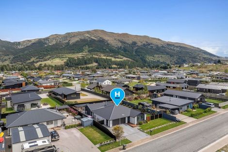 Photo of property in 18 Swan Street, Lake Hawea, Wanaka, 9382