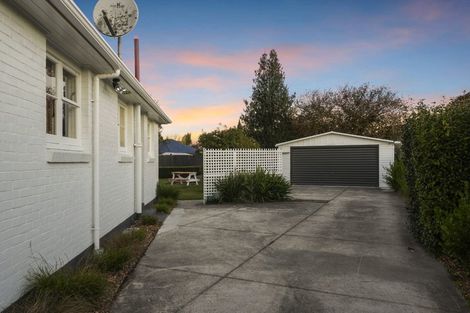 Photo of property in 6 Paddington Street, Northcote, Christchurch, 8052