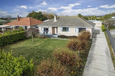 Photo of property in 26 Ferry Road, Clive, 4102