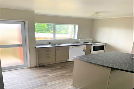 Photo of property in 13 Cyril Crescent, West Harbour, Auckland, 0618