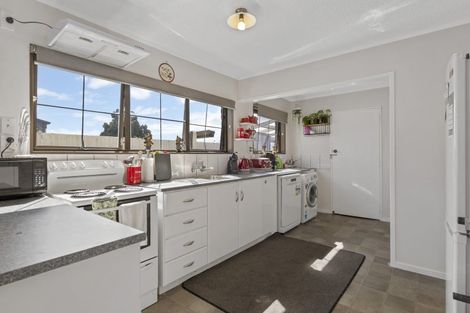 Photo of property in 84a Wilson Street, Hawera, 4610