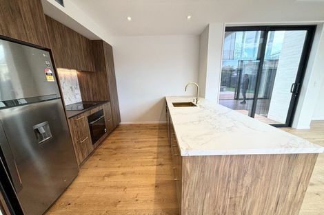 Photo of property in 7 Roa Road, Fendalton, Christchurch, 8041
