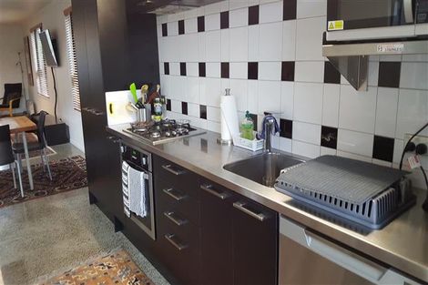 Photo of property in 57 Morley Street, New Plymouth, 4310