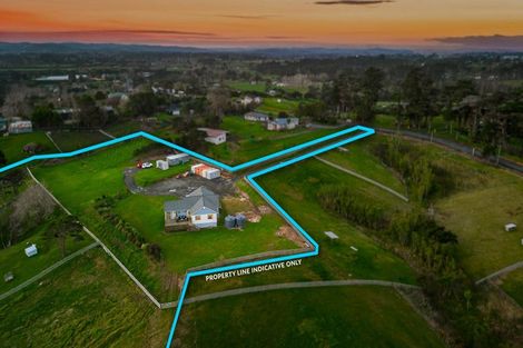 Photo of property in 252 Amreins Road, Taupaki, 0782