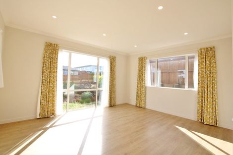 Photo of property in 18 Tararua Street, Massey, Auckland, 0614