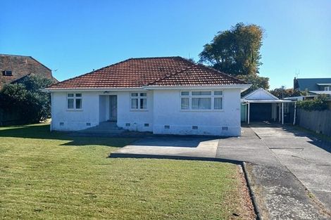 Photo of property in 135 Park Road, West End, Palmerston North, 4410