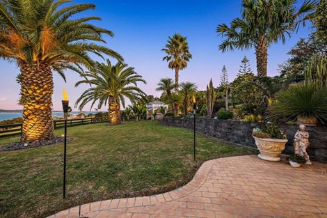Photo of property in 212 Whitmore Road, Tawharanui Peninsula, Warkworth, 0986
