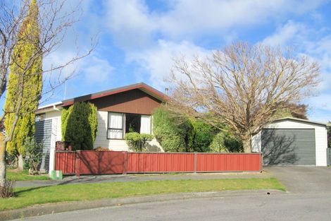 Photo of property in 10 Calder Place, Feilding, 4702