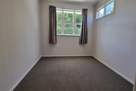 Photo of property in 105 Te Atatu Road, Te Atatu South, Auckland, 0610