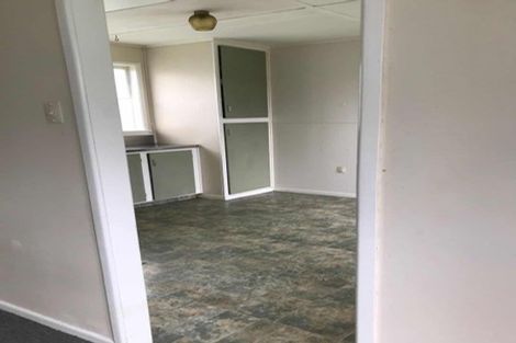 Photo of property in 58 Glendale Road, Glen Eden, Auckland, 0602