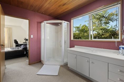 Photo of property in 5 Meadowstone Drive, Wanaka, 9305