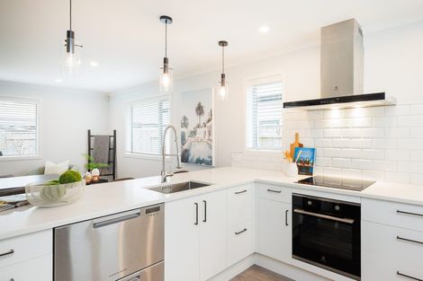 Photo of property in 30 Freedom Drive, Kelvin Grove, Palmerston North, 4414