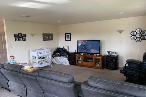 Photo of property in 2 Chestnut Way, Bellevue, Tauranga, 3110