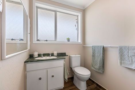 Photo of property in 4 Tybalt Street, Stratford, 4332