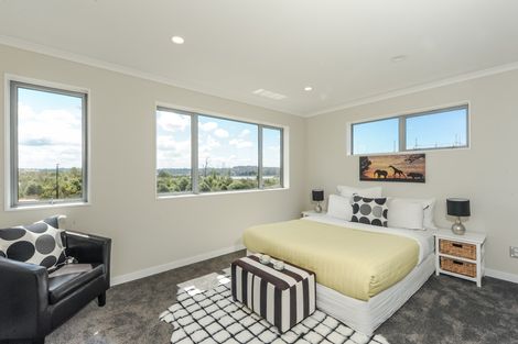 Photo of property in 36 Lockheed Street, Hobsonville, Auckland, 0618