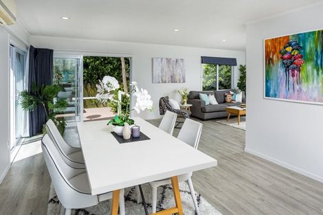 Photo of property in 13a/1 Eban Avenue, Hillcrest, Auckland, 0627