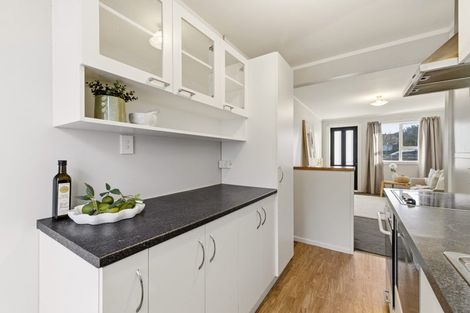 Photo of property in 2/22 Holly Road, St Albans, Christchurch, 8014