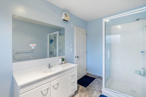 Photo of property in 27 Ti Rakau Drive, Woolston, Christchurch, 8023