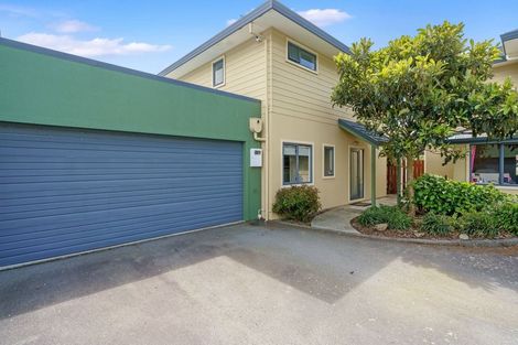 Photo of property in 7u3 Court Road, Tawa, Wellington, 5028