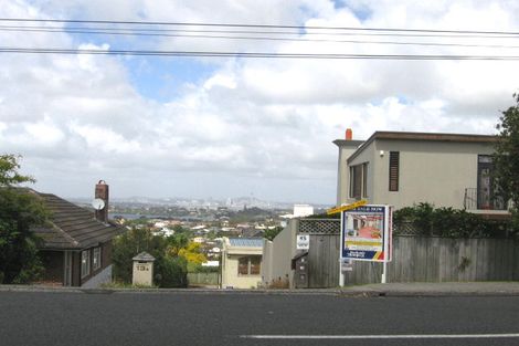 Photo of property in 13a Castor Road, Castor Bay, Auckland, 0620