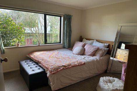 Photo of property in 230 Tukapa Street, Westown, New Plymouth, 4310