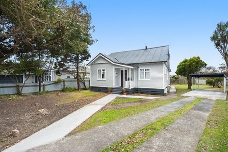 Photo of property in 5 York Street, Moera, Lower Hutt, 5010
