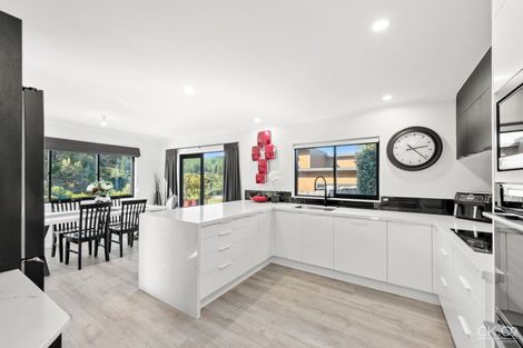 Photo of property in 15 Frankie Stevens Place, Riverstone Terraces, Upper Hutt, 5018