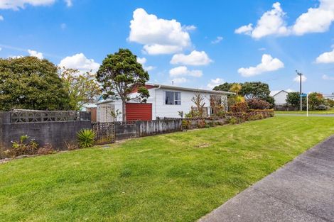Photo of property in 2/2 Grey Street, Waitara, 4320