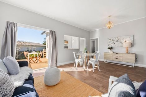 Photo of property in 5 York Street, Moera, Lower Hutt, 5010