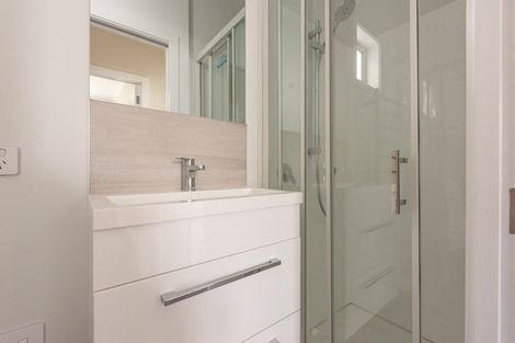 Photo of property in 15 Hall Street, Newtown, Wellington, 6021