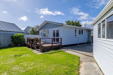Photo of property in 183 Tiro Tiro Road, Levin, 5510