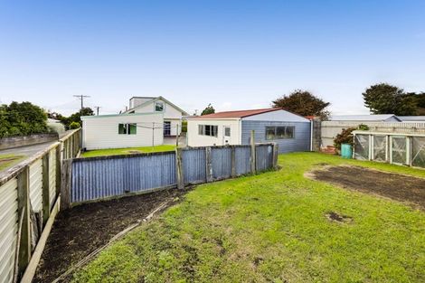 Photo of property in 25 Galt Street, Hawera, 4610
