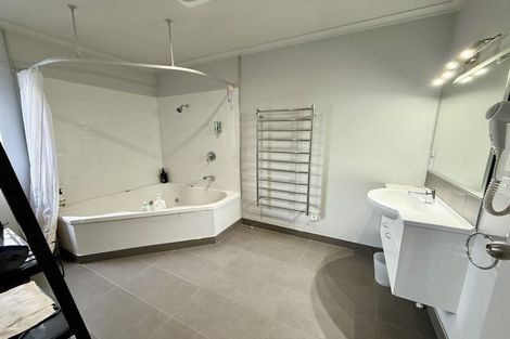 Photo of property in 315-317 Tay Street, Turnbull Thomson Park, Invercargill, 9810