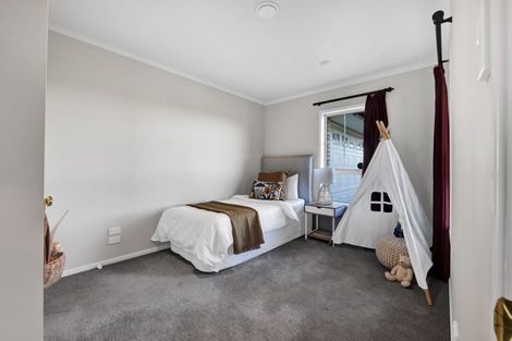 Photo of property in 270 Brown Road, Brixton, Waitara, 4382