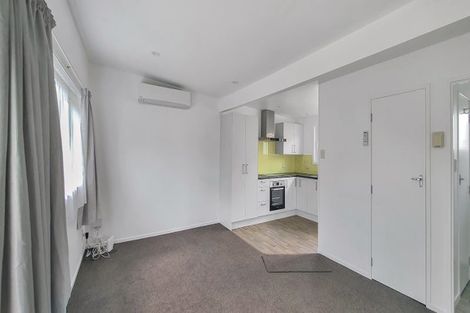 Photo of property in 176 Henderson Valley Road, Henderson, Auckland, 0612