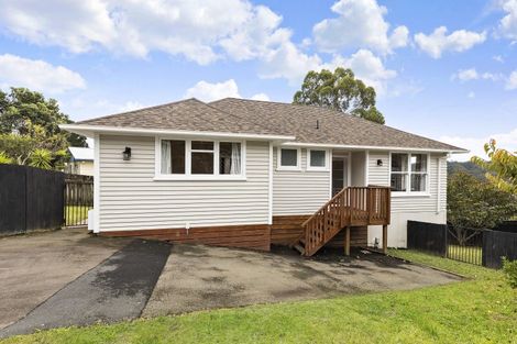 Photo of property in 12 Fenchurch Grove, Stokes Valley, Lower Hutt, 5019