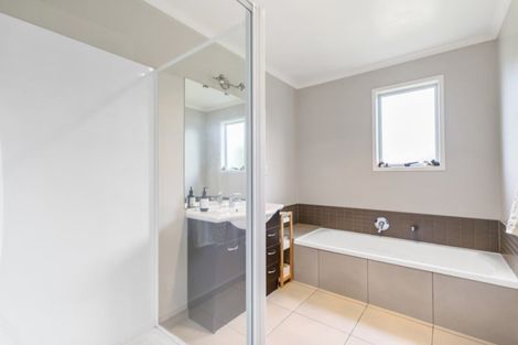 Photo of property in 161 Landing Drive, Pyes Pa, Tauranga, 3112