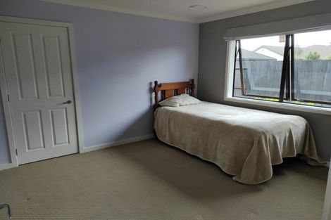 Photo of property in 65 Peter Hall Drive, Kelvin Grove, Palmerston North, 4414