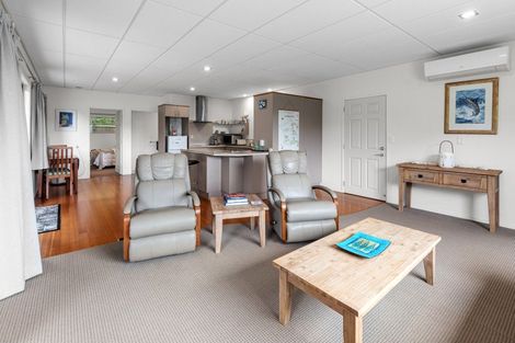 Photo of property in 42 Tongatu Road, Ngunguru, Whangarei, 0173