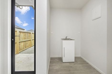 Photo of property in 27 Park Lane, Rolleston, 7614