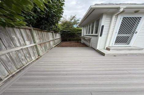 Photo of property in 1/48 Shakespeare Road, Milford, Auckland, 0620