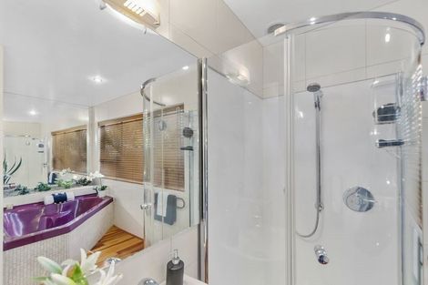 Photo of property in 29 Marsh Avenue, Forrest Hill, Auckland, 0620