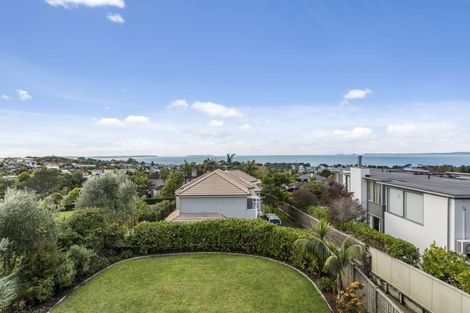 Photo of property in 44 Castor Bay Road, Castor Bay, Auckland, 0620