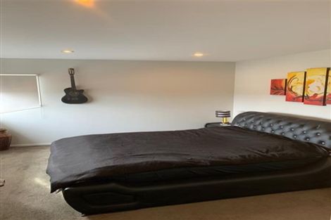 Photo of property in 65 Kirikiri Drive, Papakura, 2110