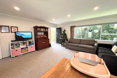 Photo of property in 2/4 Illana Place, Ranui, Auckland, 0612