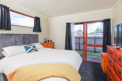 Photo of property in 18 Rachel Place, Dinsdale, Hamilton, 3204